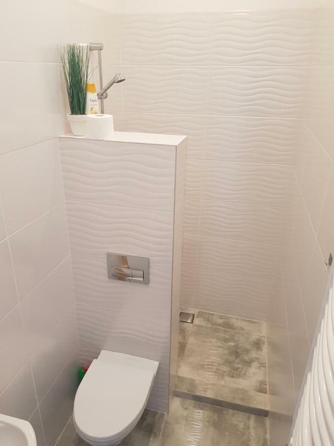 Apartament Piano Mini Apartment Malbork Exterior foto